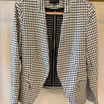 Premise Women’s black and white geometric blazer jacket Photo 0