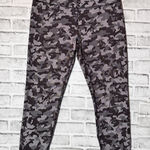 Spyder  Black‎ and White Knit Pattern Photo 0