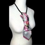 Elegant Pink and Black necktie Necklace with Brooch. New Photo 3