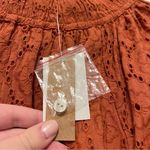 Roller Rabbit NWT  Glyn Eyelet Gathered Burnt Orange Long Sleeve Bow Top Size XS Photo 3