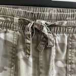 American Eagle EUC XS  Casual Army Print Camo Cargo Pants 6 Pockets Jogger Photo 5