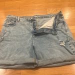 Old Navy  women’s button fly sky-hi short extra high rise jean short size 18 . Photo 6