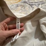 Lululemon  white opal ebb to street cropped long sleeve size 8 Photo 2