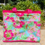 Lilly Pulitzer  Insulated beach Cooler Big Flirt floral tropical square soft side Photo 0