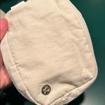 Lululemon  Everywhere Belt Bag 1L White Opal‎ Photo 1