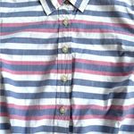 Vineyard Vines EUC Top Photo 3
