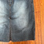 Faded Glory Vintage  Classic Blue Denim Skirt Size 10 Photo 1