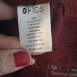 FIGS Axim cargo scrub pants burgundy size small women Photo 4