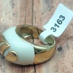 Camille Lucie NWT Gold Tone And White Ladies Ring Size 8 Rhinestones Photo 5