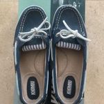 Khombu  Women’s Navy Boat Shoes Photo 0