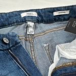 Forever 21 NWT Jean Shorts 28 Womens Curved 90s High Rise Raw Hem Faded Light Photo 5