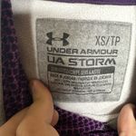 Under Armour Womens XS Gray Purple Logo Hoodie Sweatshirt UA Storm Photo 11