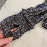 Lululemon Extra Mile Hoodie Pullover Grey Black White size 2 Photo 6