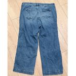 Torrid  Plus 18 Short High Rise Wide Leg Vintage Stretch Denim Jeans Faded Wash Photo 4