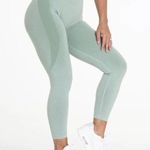 NVGTN Contour Leggings XS Sage Green Photo 0