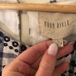 Moon River  Gingham Embroidered Top size Large Photo 3