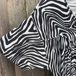 Chaser NWT Heirloom Woven Turner Midi
Dress Black White Small Retail $128.00 Photo 7