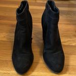 Forever 21 black booties. Rarely worn. Photo 2