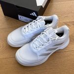 Adidas - Avacourt 2 Tennis Sneakers in White Photo 0