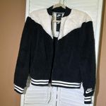Nike Womens Size Medium Sherpa zip up bomber jacket NWT Photo 6