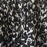 Terra & Sky  Black and White Patterned top 0x Photo 2