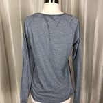 Oakley  long‎ sleeve top Photo 3