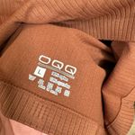 OQQ Black Brown Seamless Stretch Ribbed Button Long Sleeve Top Large NEW Photo 4