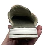Clarks Women's 7.5 Breeze Shore Mule Olive Green Fern Leaves Photo 10