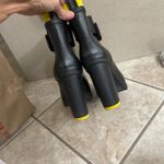 Sorel medina III Black Yellow Heeled Ankle Rain Boots Women's SZ 10 Waterproof Photo 5