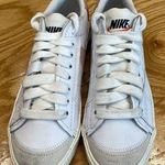 Nike Blazer Low 77 Jumbo Sneakers Women's 11 White Athletic Shoes DQ1470-102 S26 Photo 0