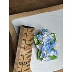Vintage made in England Blue & White Floral Porcelain Brooch With Gold Photo 4