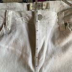 Liverpool  jeans company the walking short size 10/30 10 in rise 7 inseam White Photo 4