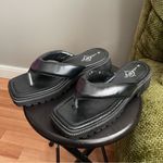 Sole Mates Women’s 90’s Style Retro Y2K Thong Sandals Photo 7