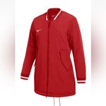 Nike NWT  Women's Jacket M Long Dugout Bench Red Zip DC9103-657 Softball Jacket Photo 3
