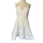KLESIS White CHARLOTTE Floral Lace mini notched v neck Dress NEW Size SMALL Photo 1