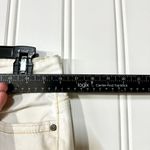 Levi's  Capris Jeans Women Size 12 Ivory Cotton Button Front 5 Pocket Mid Rise Photo 2