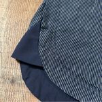 Athleta  Linen Striped Shorts Navy Size 6 Athleisure Pockets Womens Photo 1