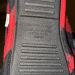 Dearfoams  Red and Black Plaid Slippers Mama Bear size 7 - 8 medium new Photo 3