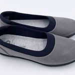 Cloudsteppers by Clarks Women's Ayla Pure Closed Toe Loafers Flats Size 6.5 Grey Gray Photo 1