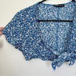 SheIn Tie Front Ditsy Floral Top - Size: Small Photo 1