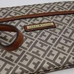 Tommy Hilfiger NWT All Over Signature Logo Wristlet Wallet Hand Zipper Pouch Bag Photo 0