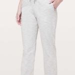 Lululemon On The Fly Crop 23” Inseam Wee Are From Space Nimbus Battleship Sz 0. Photo 6