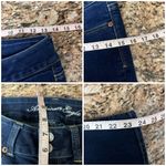 American Eagle Artist Crop Jeans Women’s 4 Low Rise Dark Wash Bootcut Preppy Photo 3