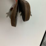 Bamboo Silver flower flat toe sandals with rhinestone trim Size 7 Photo 6