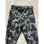 Athleta Black/Grey Camo Lightning Supersonic 7/8 Tight Leggings Stash Pockets S Photo 1