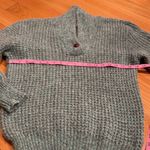 American Eagle COPY - 8. women’s size M sweater. Good condition contains wool. Photo 2