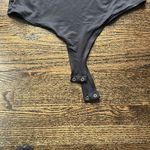 Forever 21 V-neck black long sleeves body suit Photo 6