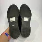 Clarks  black leather loafer flats round toe women’s size 8.5 business casual‎ Photo 5