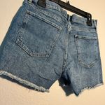 Gap Blue Jean Shorts Distressed Raw Hem Ripped SZ 28 Y2K Straight Leg Denim 5” Photo 9