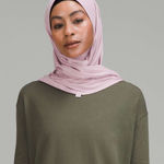 Lululemon  Womens Pull-On-Style Hijab Photo 0